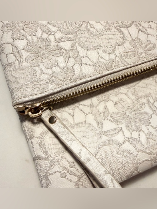 Urban Expressions Floral Embossed Clutch - Picture 2 of 9